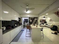 Blk 288C Jurong East Street 21 (Jurong East), HDB Executive #583013371